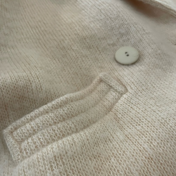 Vintage Oversized Ivory Wool Coat button up with pockets. Sz Large, fits XL - Picture 2 of 3